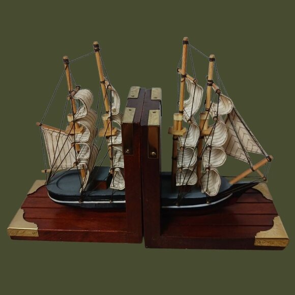 Vtg Wooden Ship Bookends With Wood & Metal Accents & Nautical Design Multicolor - Picture 5 of 14